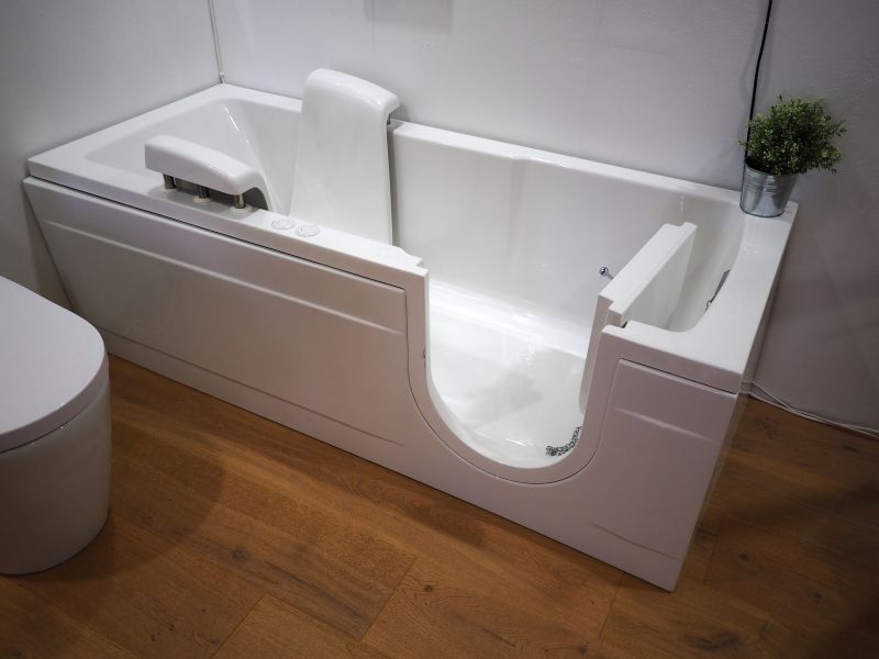 Double-Ended Tub