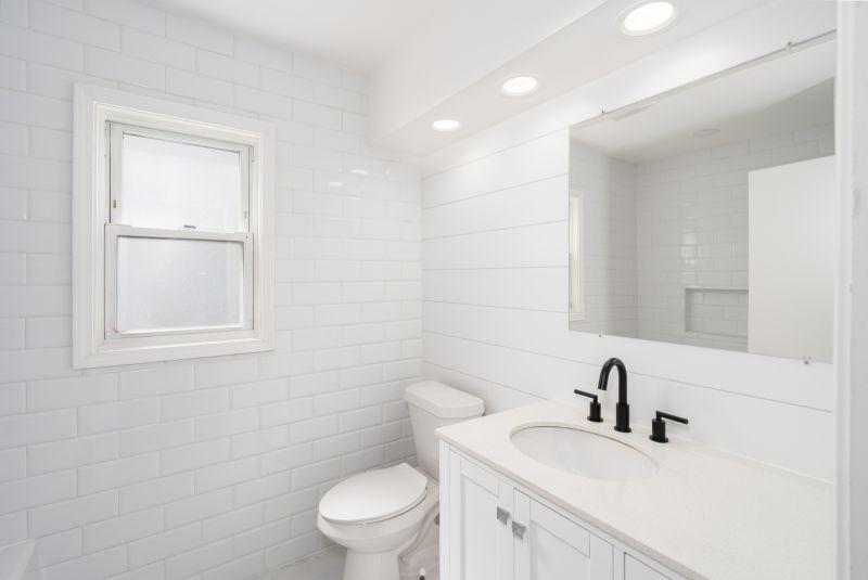 Who Does Bathroom Remodelings